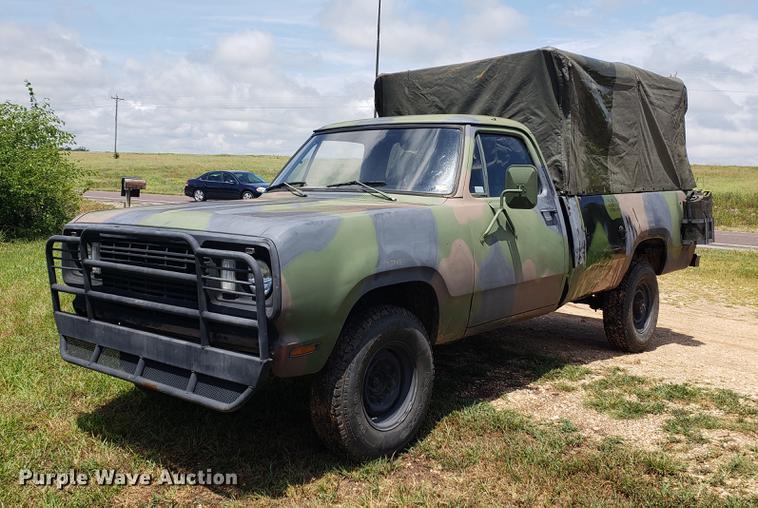 image for item EF9792 1976 Dodge M882 Power Wagon
