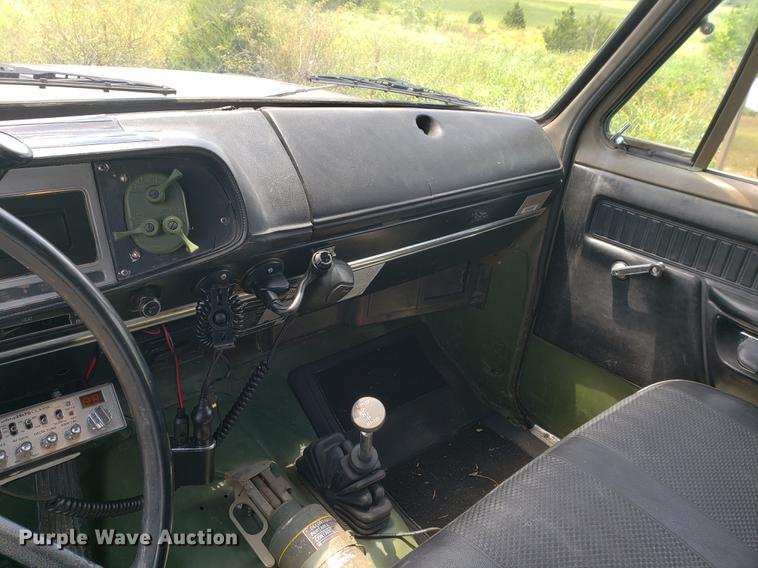 image for item EF9792 1976 Dodge M882 Power Wagon