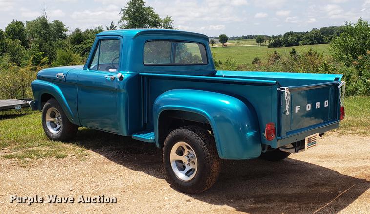 image for item EF9793 1963 Ford F100 pickup truck