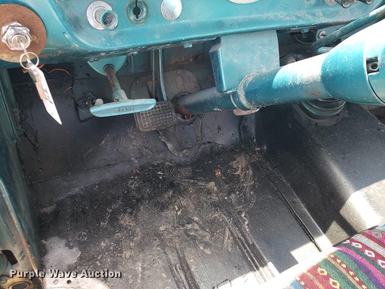 image for item EF9793 1963 Ford F100 pickup truck