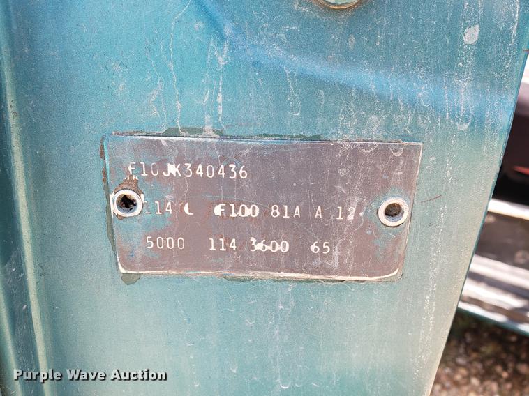 image for item EF9793 1963 Ford F100 pickup truck