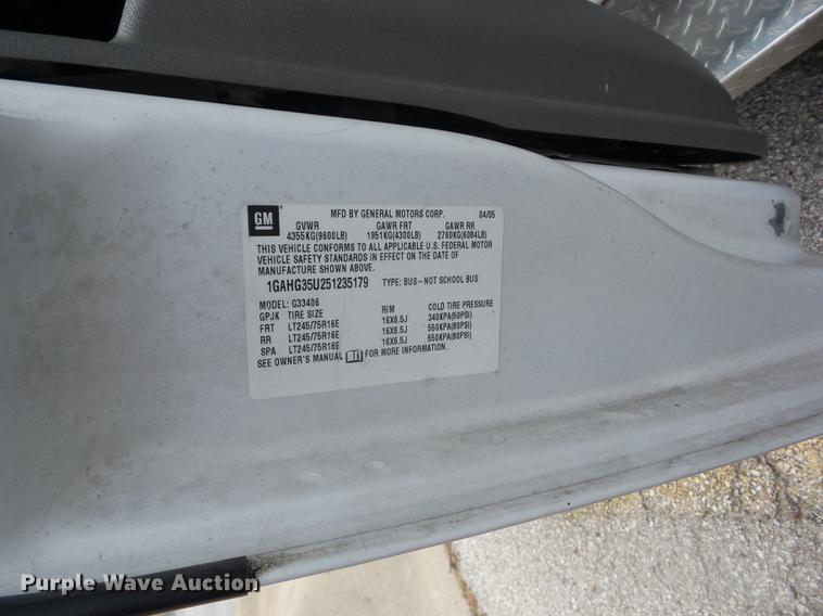 image for item EI9847 2005 Chevrolet Express 3500 van