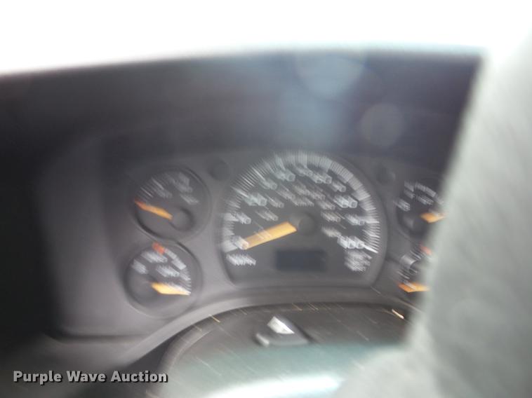 image for item EI9847 2005 Chevrolet Express 3500 van