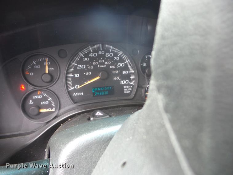 image for item EI9847 2005 Chevrolet Express 3500 van