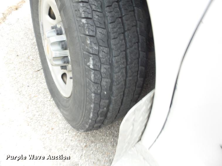 image for item EI9847 2005 Chevrolet Express 3500 van