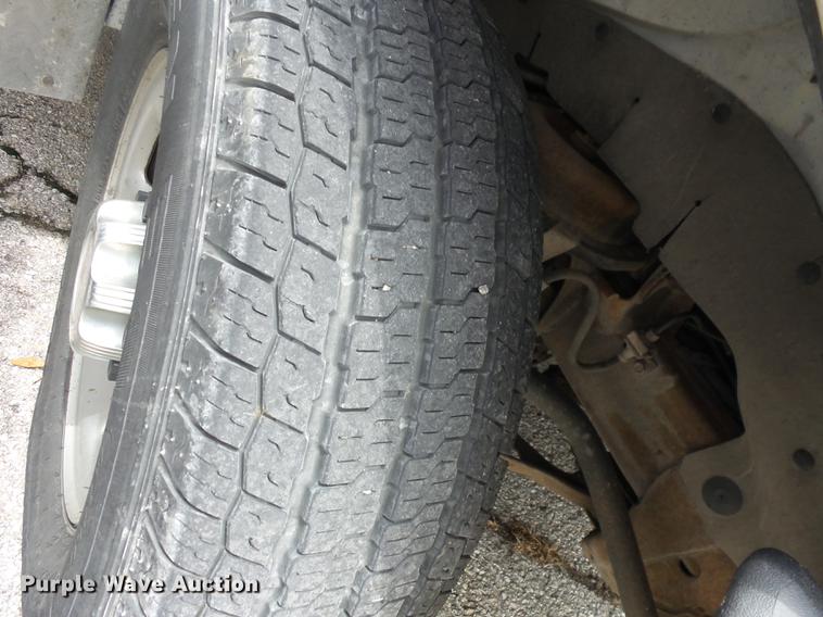 image for item EI9847 2005 Chevrolet Express 3500 van