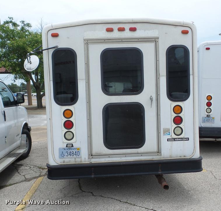 image for item EI9848 2003 Ford E350 Super Duty shuttle bus