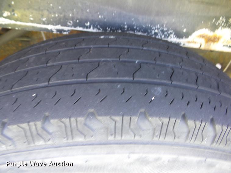 image for item EI9851 1996 Ford Club Wagon XL Super van