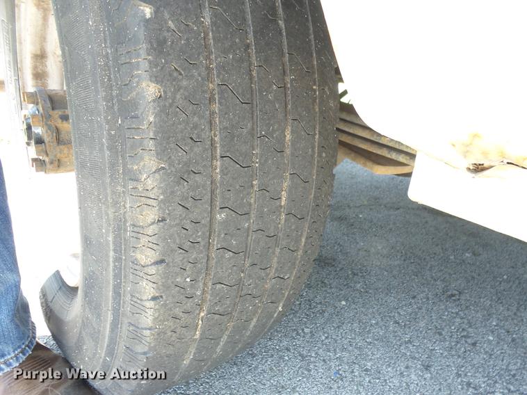 image for item EI9851 1996 Ford Club Wagon XL Super van