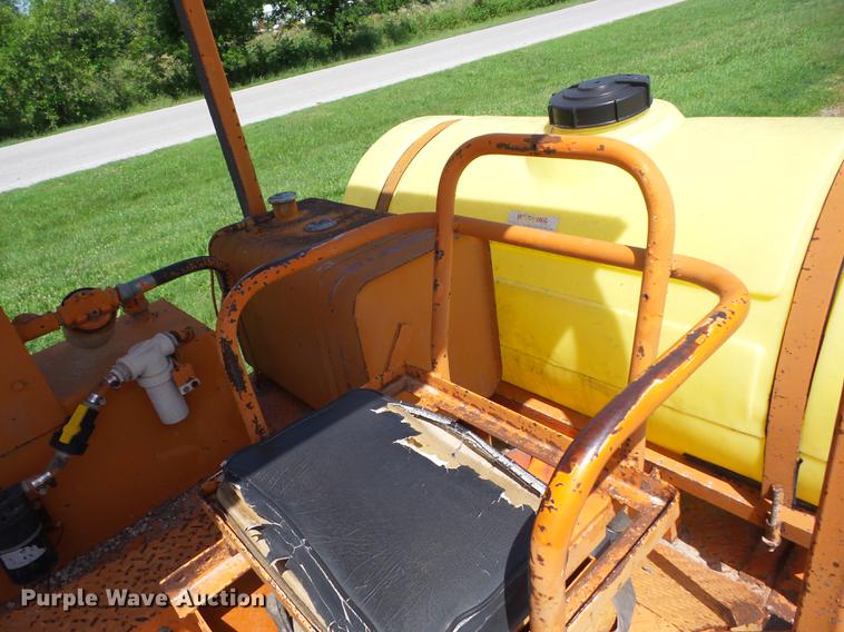 image for item EI9854 1986 Broce T15 broom