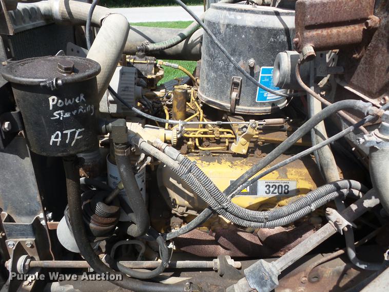 image for item EI9855 1975 International 1850 flatbed truck