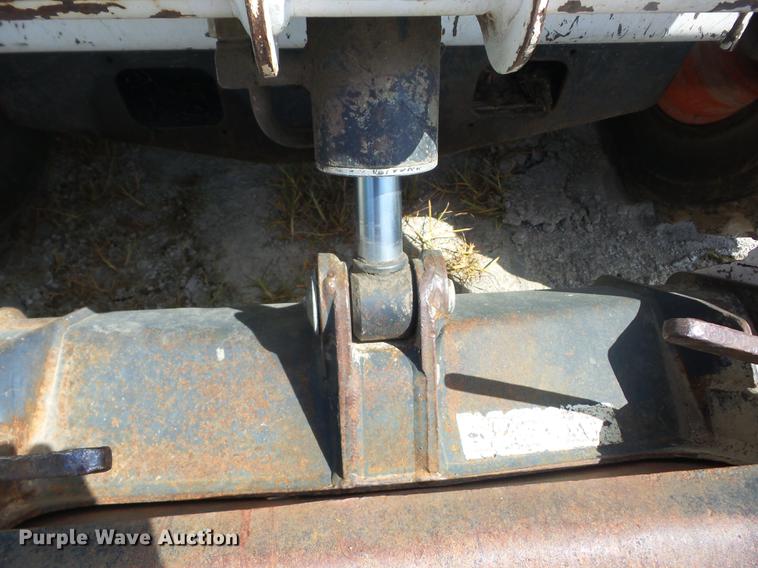 image for item EI9856 1995 Bobcat 853 skid steer