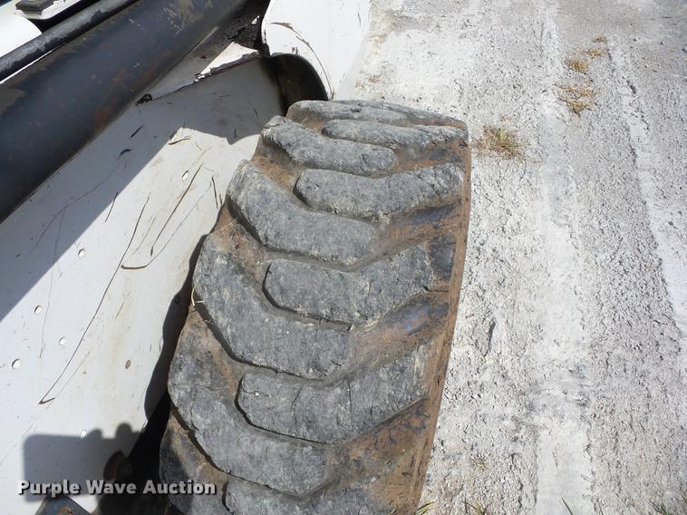 image for item EI9856 1995 Bobcat 853 skid steer