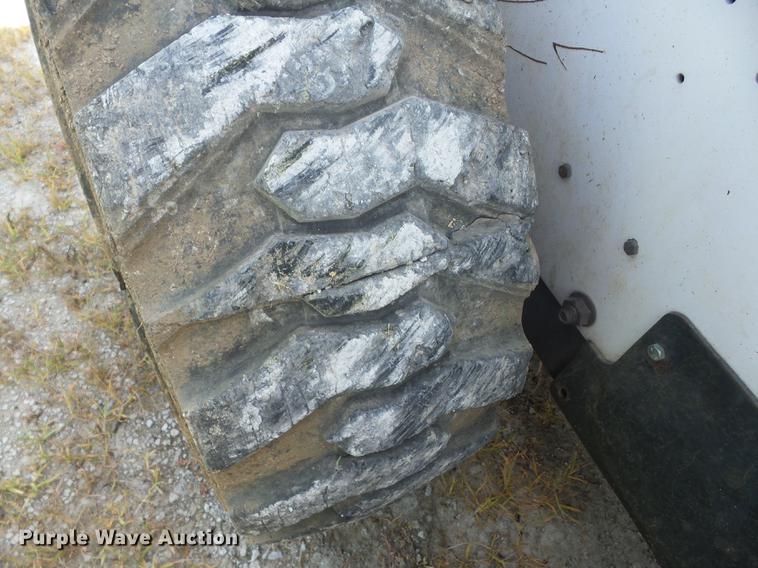 image for item EI9856 1995 Bobcat 853 skid steer