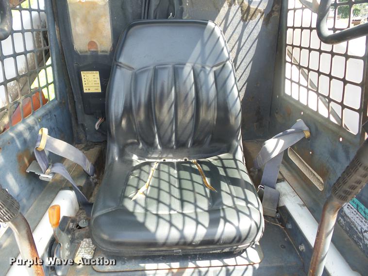 image for item EI9856 1995 Bobcat 853 skid steer
