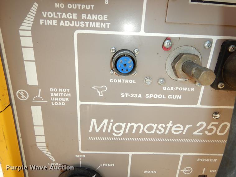 image for item EK9382 Esab Migmaster 250 wire feed welder