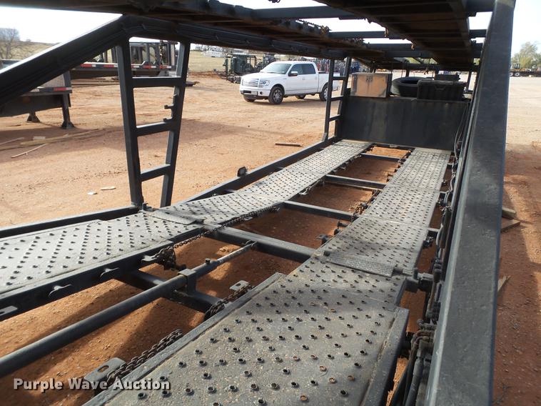 image for item EN9556 2001 Miller car trailer