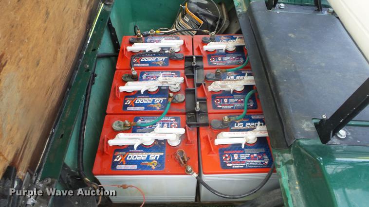 image for item ER9562 Ez-go golf cart