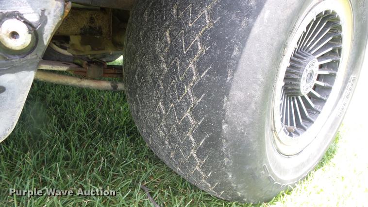 image for item ER9562 Ez-go golf cart