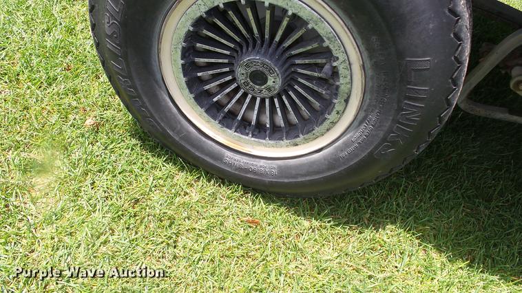 image for item ER9562 Ez-go golf cart