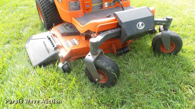 image for item ER9563 Kubota ZD326 ZTR lawn mower