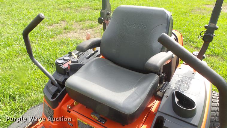 image for item ER9563 Kubota ZD326 ZTR lawn mower