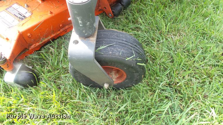 image for item ER9563 Kubota ZD326 ZTR lawn mower