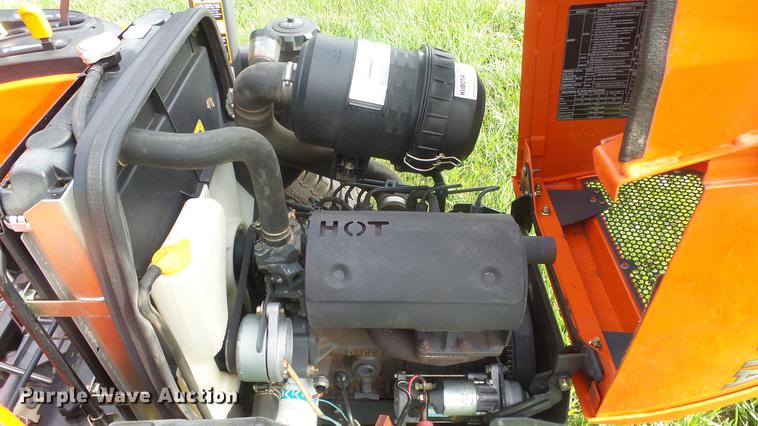 image for item ER9563 Kubota ZD326 ZTR lawn mower