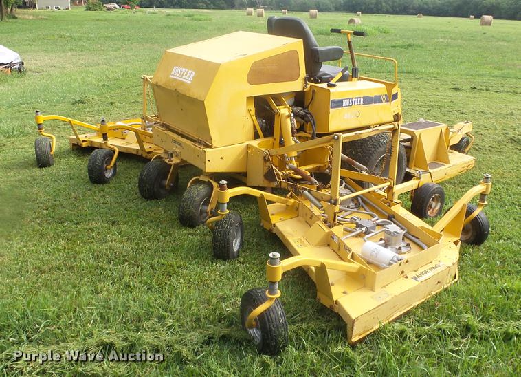 image for item ER9564 Hustler 4600 lawn mower