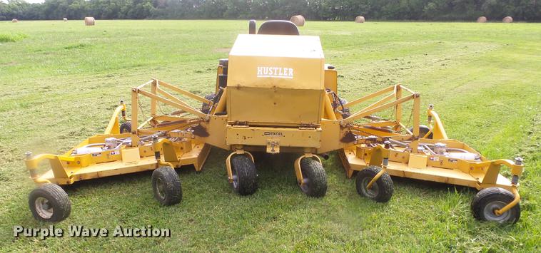 image for item ER9564 Hustler 4600 lawn mower