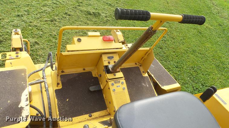 image for item ER9564 Hustler 4600 lawn mower