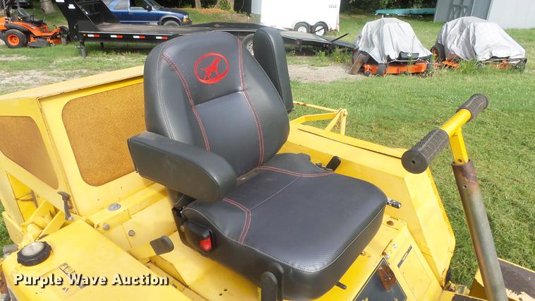 image for item ER9564 Hustler 4600 lawn mower