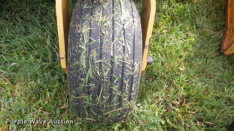 image for item ER9564 Hustler 4600 lawn mower