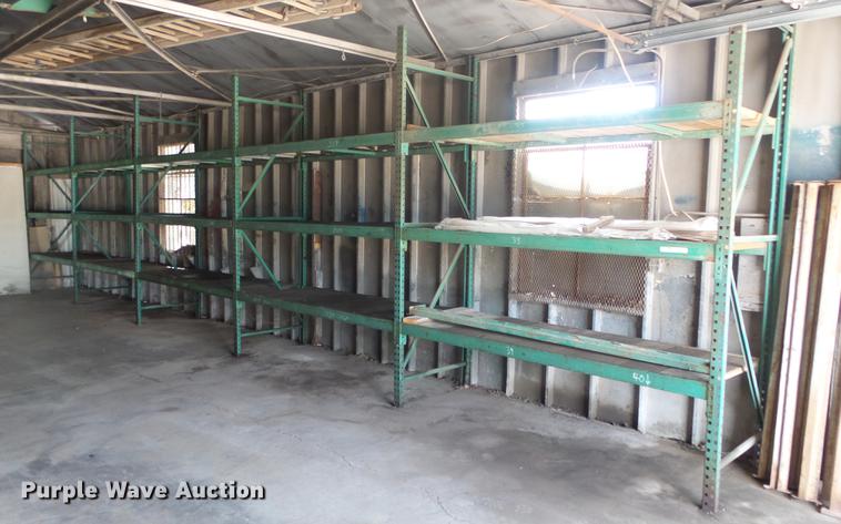 image for item ES9259 Steel shelving