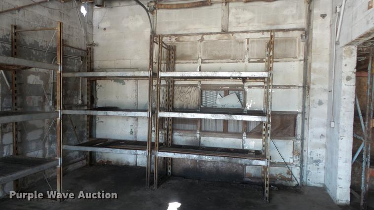 image for item ES9259 Steel shelving