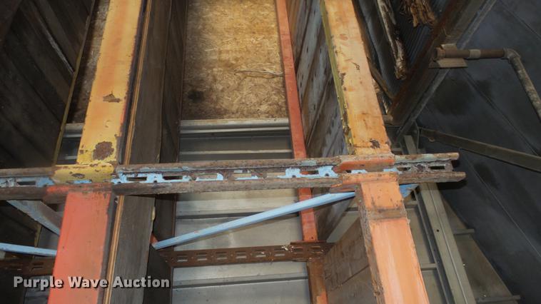 image for item ES9259 Steel shelving