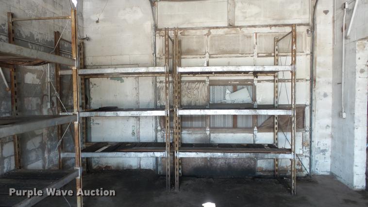 image for item ES9259 Steel shelving