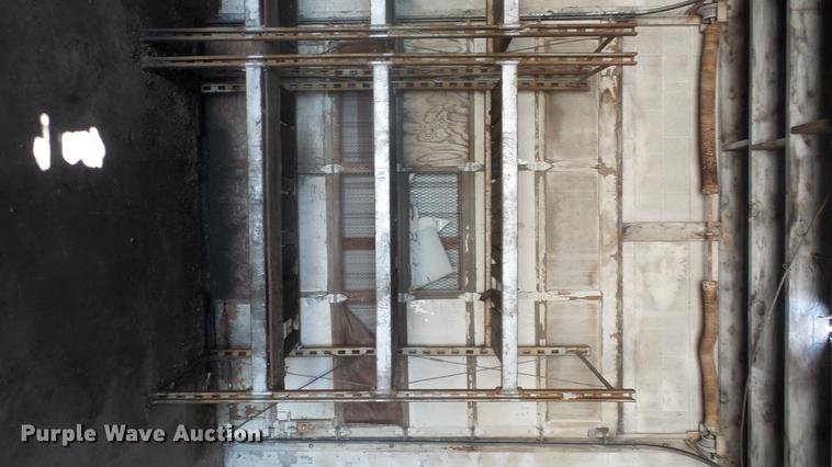 image for item ES9259 Steel shelving