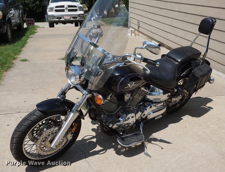 image for item ES9870 2003 Yamaha V-Star 1100 Custom motorcycle