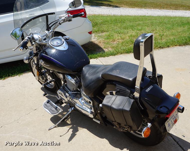 image for item ES9870 2003 Yamaha V-Star 1100 Custom motorcycle