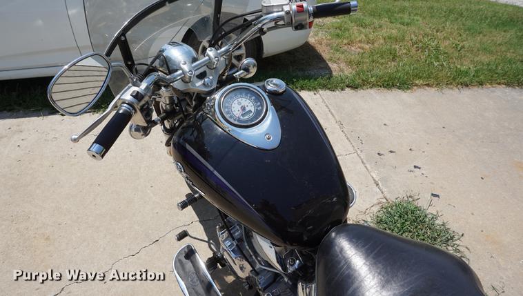 image for item ES9870 2003 Yamaha V-Star 1100 Custom motorcycle