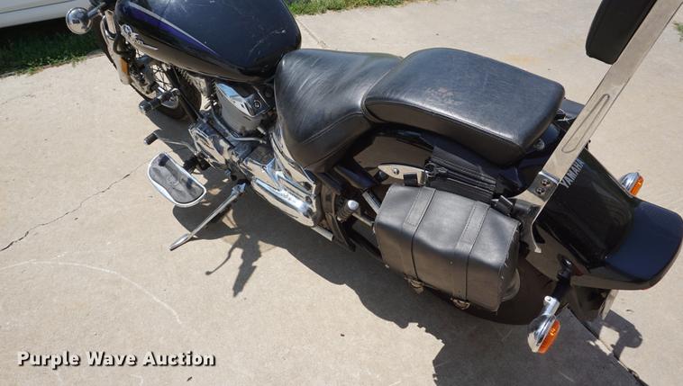 image for item ES9870 2003 Yamaha V-Star 1100 Custom motorcycle