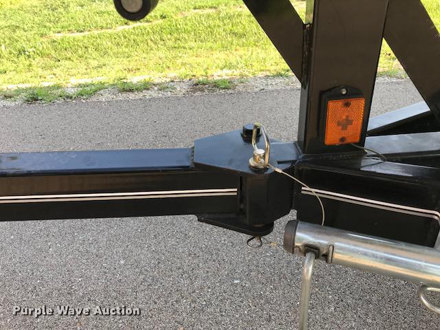 image for item G1211 2003 Four Winns 214 Funship deck boat