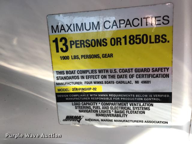 image for item G1211 2003 Four Winns 214 Funship deck boat