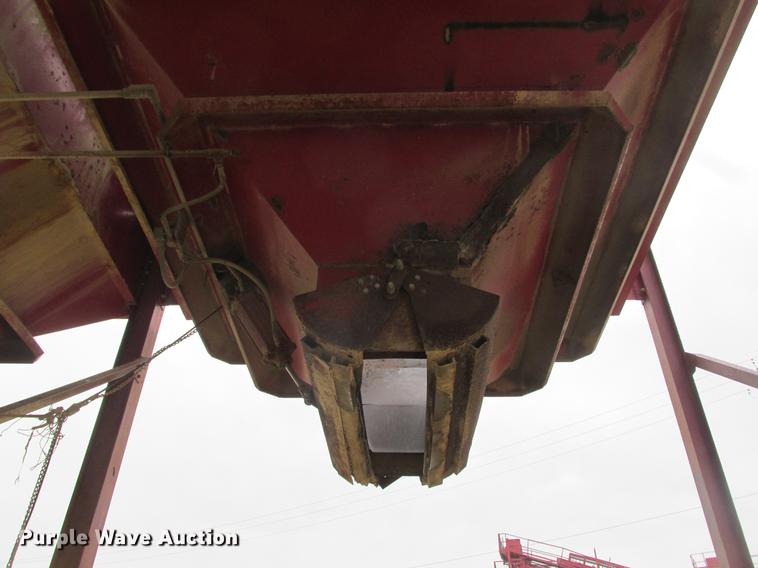 image for item DA8255 (2) bulk hopper bins