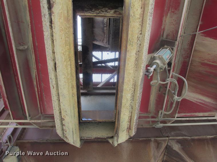 image for item DA8256 (2) bulk hopper bins