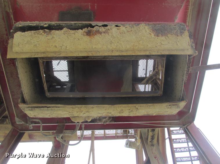 image for item DA8256 (2) bulk hopper bins