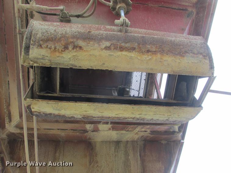 image for item DA8257 (2) bulk hopper bins