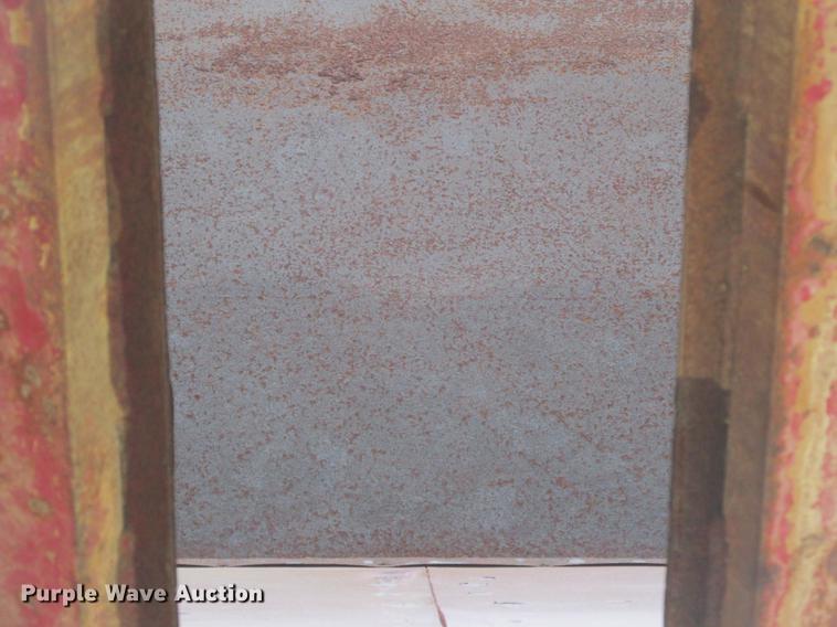 image for item DA8258 Bulk hopper bin