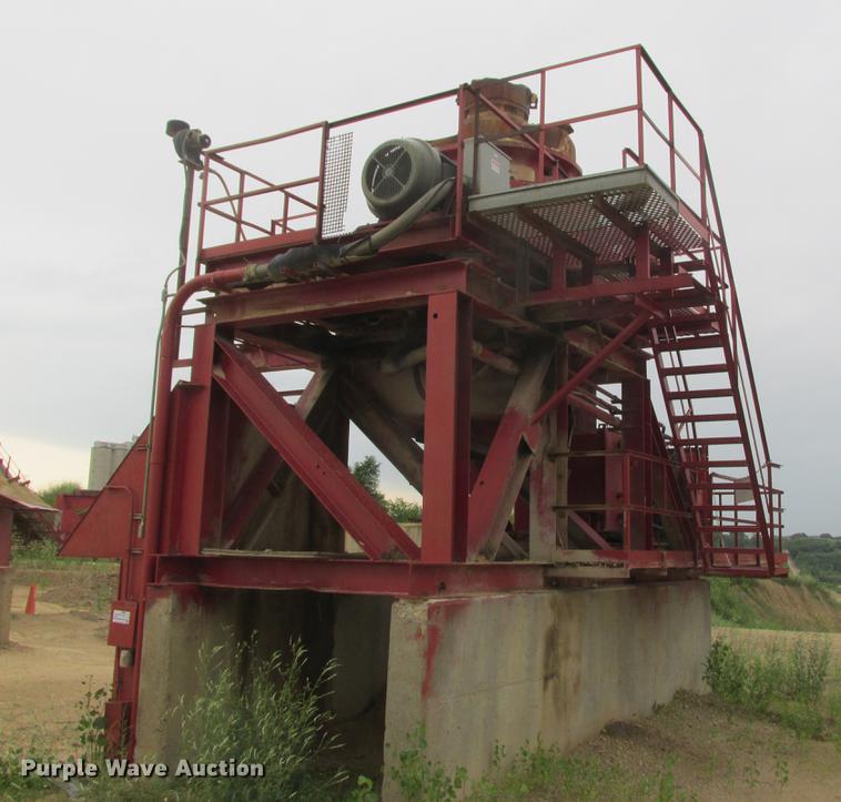 image for item DA8259 1988 Boliden Allis 600 cone crusher